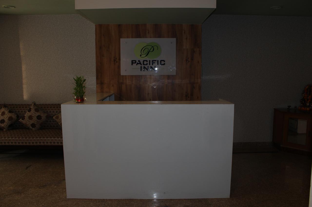 Pacific Inn Eco Central Gurgáon Exteriér fotografie
