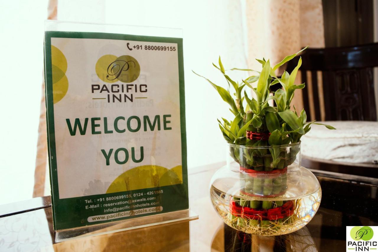 Pacific Inn Eco Central Gurgáon Exteriér fotografie